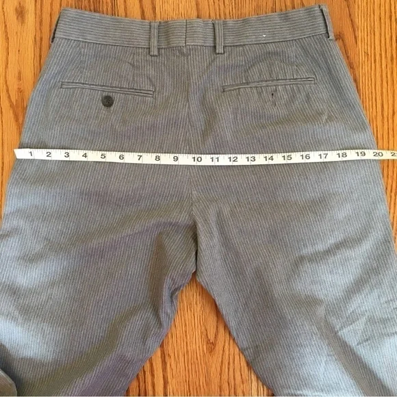 Express Producer Straight Leg Flat Front Gray Striped Pants - Picture 12 of 15